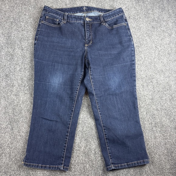 St. John's Bay Denim - St. John's Bay Women's Plus Size 16W Denim Capri Pants Medium Wash Stretch